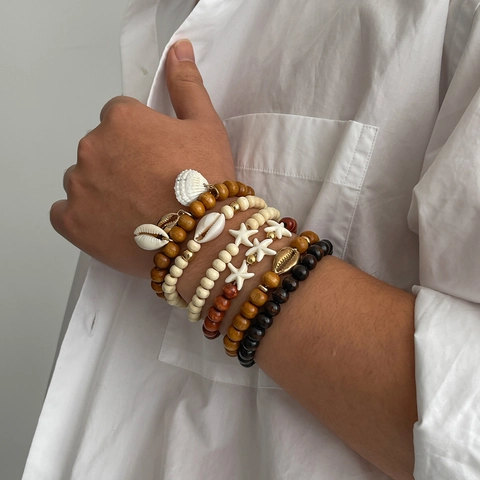 Bohemian Men's Wooden Beaded Bracelets With Shell Starfish Charms Beach Multi-Layer Handmade Jewelry Wristband Accessory