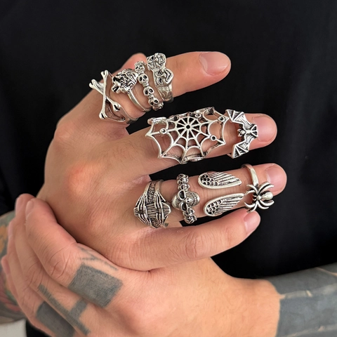 Juego de Anillos de Aleación de Plata Antigua Estilo Gótico Punk para Hombre Calavera Araña Murciélago Corazón Esqueleto Joyería de Moda
