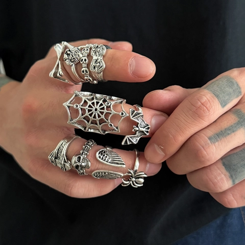 Juego de Anillos de Aleación de Plata Antigua Estilo Gótico Punk para Hombre Calavera Araña Murciélago Corazón Esqueleto Joyería de Moda