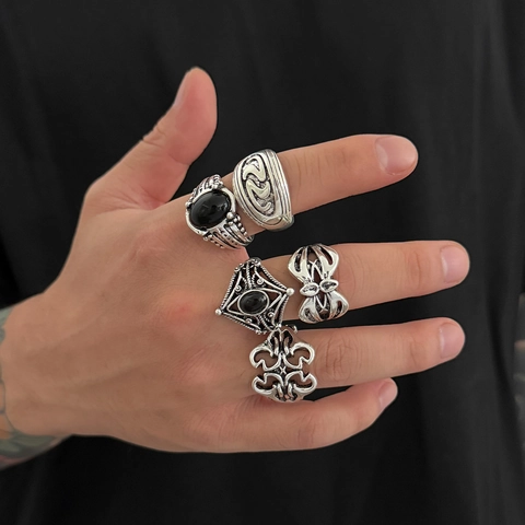 Set di Anelli in Lega Argento Vintage Uomo Gothic Punk Croce Ragno Pietra Nera Anelli da Dito Gioielli Accessori Moda