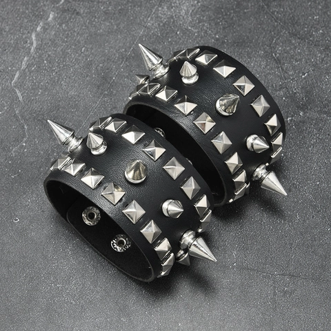 Bracciale in Pelle Punk Gothic Teschio Borchiato Regolabile Rivetti Retrò Stile Rock Gioielli di Coppia Regalo