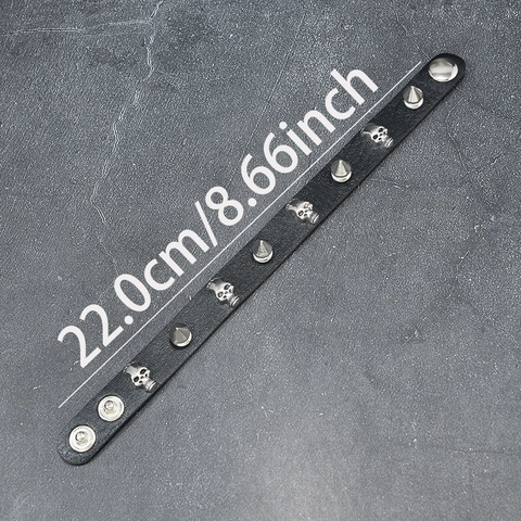 Bracciale Punk Rock in Pelle con Teschio e Borchie per Uomo e Donna Bracciale Gotico Fatto a Mano Regolabile Gioielli di Moda