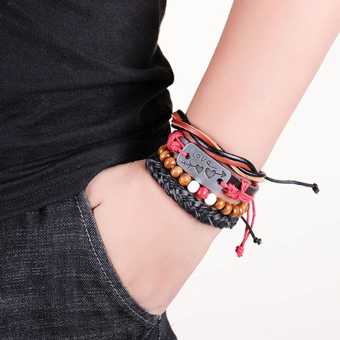 Vintage Meerlaags Lederen Armband Set Voor Mannen Vrouwen Legering Liefde Hart Houten Kralen Geweven Bohemian Punk Sieraden