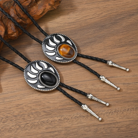Vintage Western Cowboy Bolo Tie Pendente in Pietra Zampa d'Orso Lega Corda Intrecciata Etnico Retro Cravatta Uomo Donna Gioielli