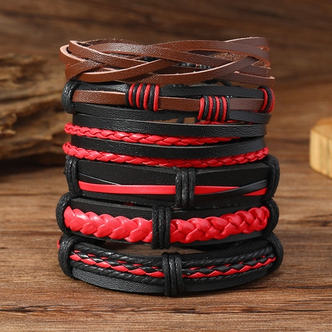 Braccialetto Multistrato in Pelle Intrecciata a Mano Retro Punk Regolabile con Corda di Cera Gioielli alla Moda Casual Versatili Regalo
