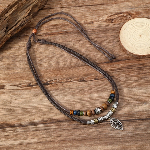 Collana Bohémien Vintage a Doppio Strato in Corda Intrecciata Con Perline in Legno Pendente a Foglia Regolabile per Uomo Donna