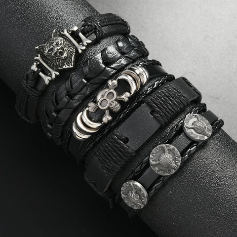 Bracciale in Pelle Punk Vintage da Uomo con Ciondolo Testa di Lupo Teschio Toro Intrecciato a Strati Biker Gothic Regolabile