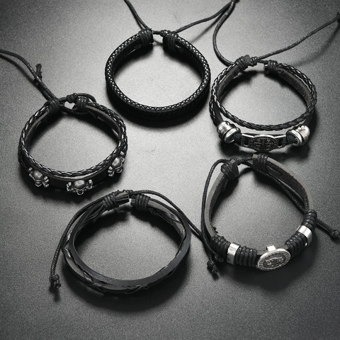 Bracciale Multistrato in Ecopelle Stile Punk per Uomo Vintage Testa di Lupo Croce Teschio Ciondolo Cinturino Intrecciato a Mano Gioielli Regalo