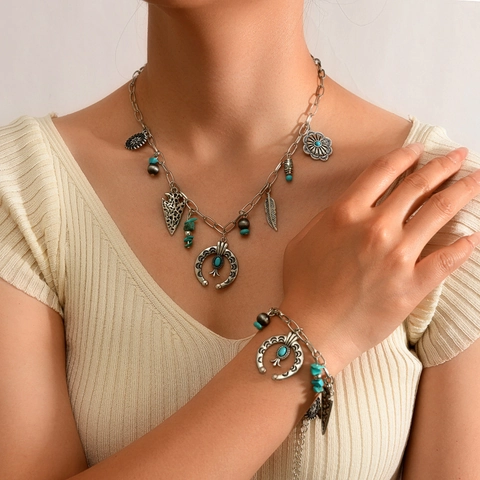 Bohemian Alloy Artificial Turquoise Jewelry Set Retro Antique Silver Color Leaf Feather Pendant Necklace And Bracelet Set For Women