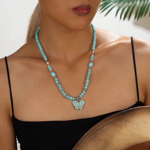 Collana con Pendente a Farfalla Bohemien in Turchese Sintetico con Perline per Donna Gioielli Stile Etnico Estate Spiaggia