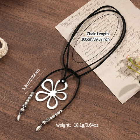 Boho Legierung Halskette Mit Hohlem Blumenanhänger Vintage Ethno Schwarze Samtkordel Choker Schmuck Für Damen Geschenk