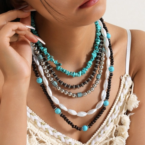 Collana Multistrato Boemia con Grani di Turchese Legno e Perle Artificiali Etnica con Perline in Metallo da Donna Gioielli Vintage