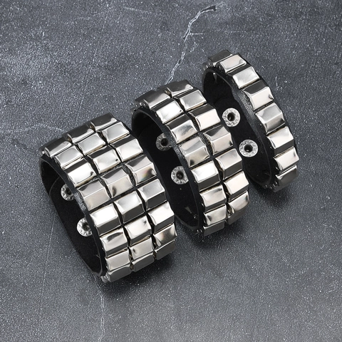 Bracciale in Pelle Punk Rock Con Rivetti Metallici Geometrici Polsino Borchiato Chiusura a Scatto Regolabile Gioielli Uomo Donna Festa