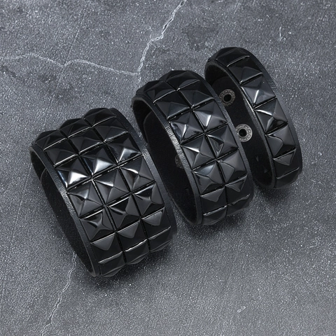 Bracciale in Pelle con Borchie Nere Punk per Uomo Donna Polsino Rock con Borchie a Piramide Chiusura a Bottone Regolabile Gioielli Gotici