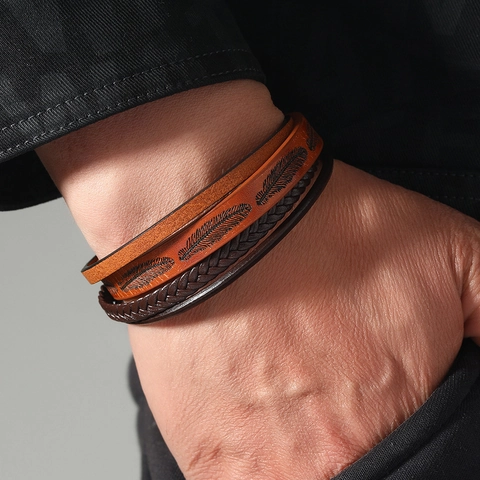 Men Vintage Multilayer Leather Bracelet Hand Woven Feather Pattern Magnetic Clasp Ethnic Retro Wristband Jewelry Accessory