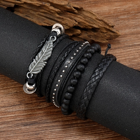 Herren Vintage Dunkler Stil Leder Legierung Feder Anhänger Geflochtenes Armband Set Mehrlagiges Armreif Mode Schmuck