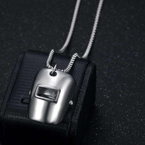 Collana con Ciondolo Maschera da Saldatore in Acciaio al Titanio Stile Industriale Ciondolo Casco Lucidato Uomo Donna Gioielli