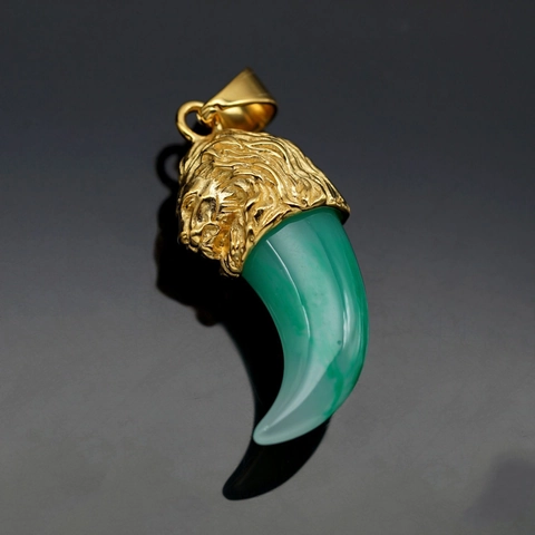 Lion Head Wolf Tooth Pendant Necklace Stainless Steel With Resin Claw Hip Hop Punk Men Retro Jewelry