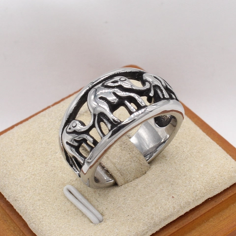 Retro Elephant Stainless Steel Hollow Band Ring For Men Vintage Animal Pattern Punk Finger Ring Fashion Jewelry Accessory