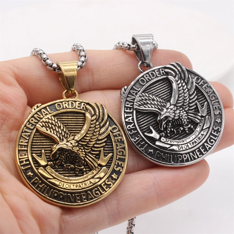 Vintage Men Titanium Steel Eagle Round Medal Pendant Only Retro Fraternal Order Of Eagles Embossed Medallion Jewelry Gift