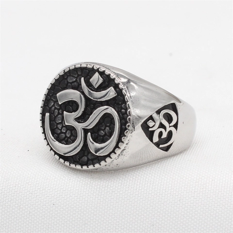 Anillo Om de Acero de Titanio Retro para Hombre Vintage Punk Religioso Sagrado Sello Plata Color Joyería Espiritual Anillo de Dedo