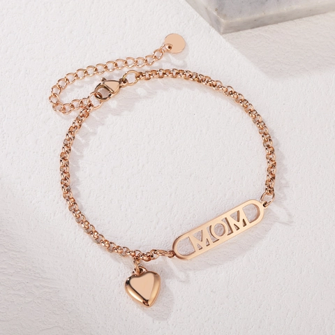 Braccialetto da Donna in Acciaio Inossidabile con Piastra Traforata Lettera Mom e Pendente a Cuore Oro Rosa Catena Regolabile