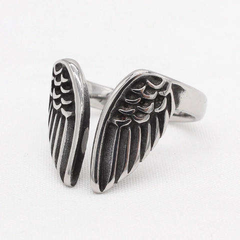 Anillo de Alas de Ángel de Acero de Titanio Vintage para Hombre Textura de Pluma Desgastada Anillo de Banda Punk Gótico Joyería