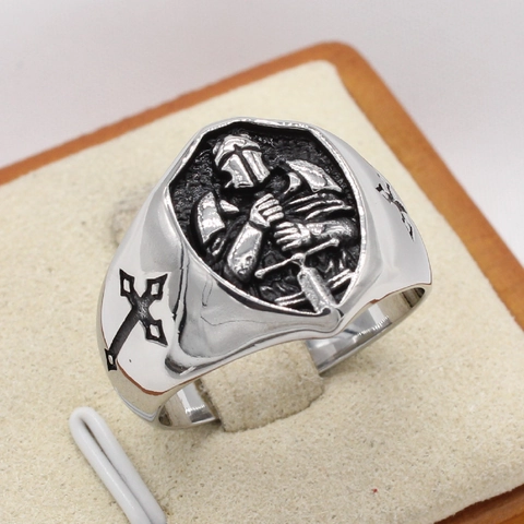 Anillo de Acero Inoxidable de Caballero Samurai Escudo para Hombre Gótico Cruz Punk Anillo de Dedo Rétro Joyería Biker Regalo