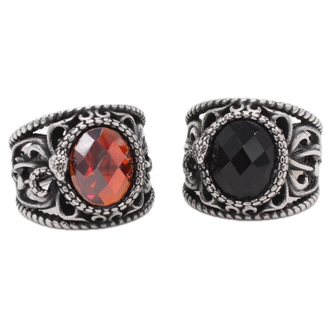 Retro Titanium Steel Men Snake Ring Gothic Hollow Out Large Red Black Rhinestone Embossed Antique Finish Fashion Jewelry Ring