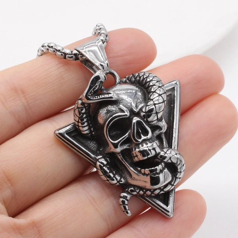 Collana con Ciondolo a Teschio e Serpente Gotico Retrò in Acciaio Inossidabile per Uomo Gioielli Punk (Senza Catena)