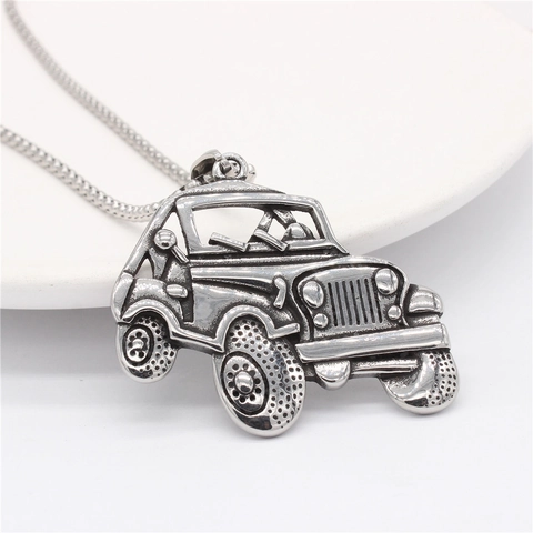 Vintage Stainless Steel Off-Road Vehicle Pendant For Men Retro Industrial Style Titanium Steel Car Pendant Jewelry Gift