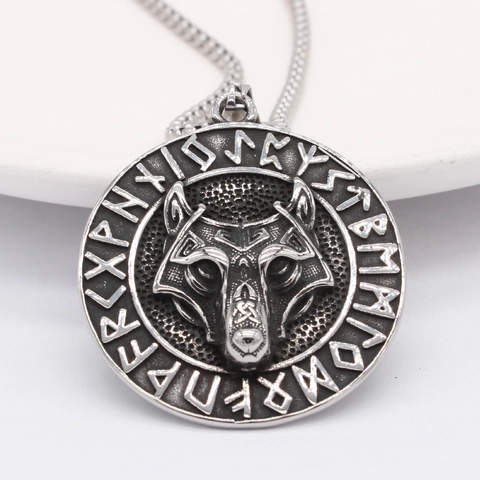 Nordic Viking Wolf Head Pendant Necklace Stainless Steel Runic Circle Retro Antique Silver Tone Men Jewelry