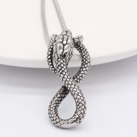 Retro Titanium Steel Snake Pendant Necklace For Men Personalized Ouroboros Infinity Symbol Snake Jewelry No Chain Included