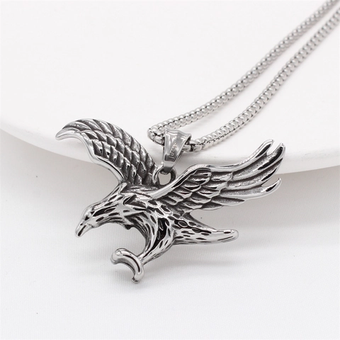 Ciondolo Aquila in Acciaio al Titanio Vintage da Uomo Hip Hop Retro Animal Jewelry Punk Gothic Ciondolo Aquila Senza Catena
