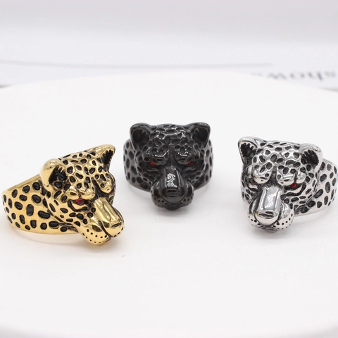Anillo de Cabeza de Leopardo Vintage para Hombre Acero de Titanio Punk Gótico Cabeza de Animal Con Ojos de Strass Rojos