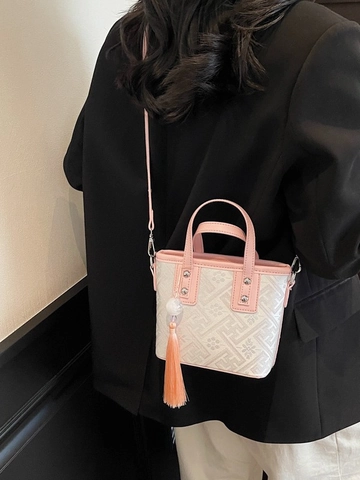 Women Niche Design Jacquard Bucket Bag Chinese Style Embroidered Tassel Handbag Fashion Commuter Crossbody Shoulder Bag