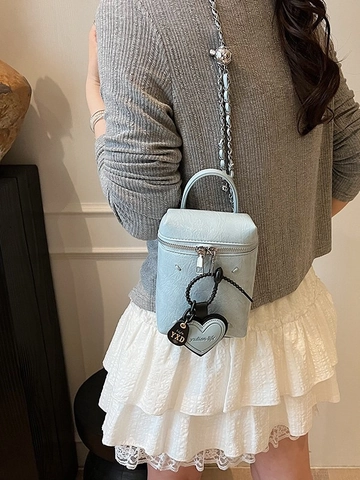 Niche Design Pleated PU Leather Bucket Bag For Women Fashion Casual Crossbody Phone Bag With Heart Charm Chain Strap Tote