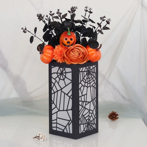Abat-jour en Papier Évidé Toile d'Araignée Halloween Noir Découpé au Laser Couvercle de Lampe Citrouille pour Décoration Table de Fête Veilleuse