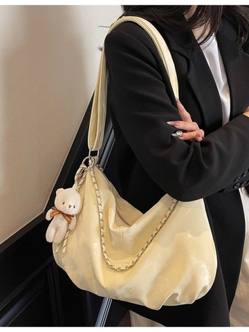 Bolso Hobo de Cadena para Mujer de Gran Capacidad Moda Color de Contraste Bolso de Hombro de Cuero PU con Colgante de Oso
