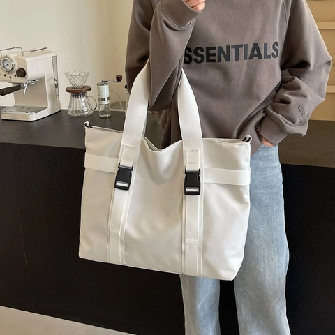 Grand Sac Fourre-Tout en Toile pour Femmes Sac à Épaule Durable Sac Bandoulière Fonctionnel Voyage Minimaliste Urbain Sac de Shopping Extérieur