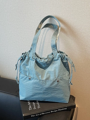 Sac à Épaule en Nylon Grande Capacité pour Femmes Sac Seau Plissé avec Cordon de Serrage Polyvalent Décontracté Fourre-tout Femme
