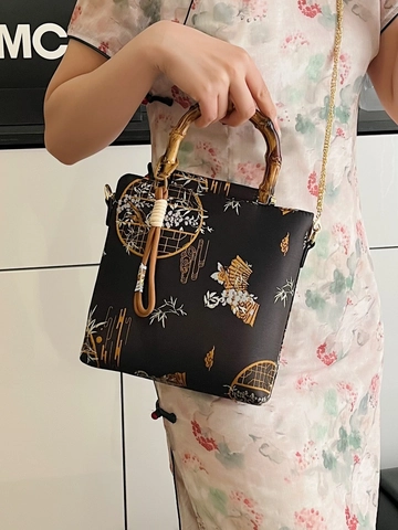 Sac à Main Brodé de Fleurs de Style Chinois Vintage pour Femmes Poignée en Bambou Chaîne Sac à Bandoulière Sac Cabas Carré Élégant