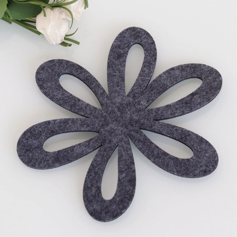Bloemen Vilt Tafelonderzetter Hittebestendig Hol Laser Gesneden Placemat Home Keuken Eetkamer Decoratie Pannenlap