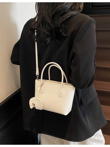 Women Litchi Pattern Synthetic Leather Handbag With Elephant Charm Fashion Small Square Shoulder Bag Simple Crossbody Tote Bag