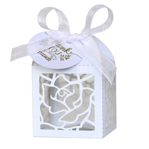 Scatola di Caramelle Matrimonio Rosa Taglio Laser Confezione Regalo in Carta Traforata Con Fiocco di Nastro