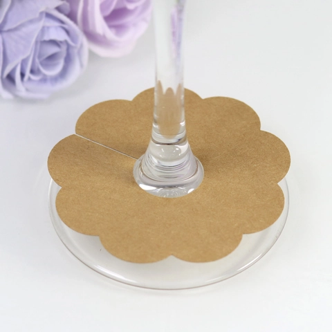 Tarjetas Marcadoras de Copas de Vino de Papel Perlado Forma de Flor Corte Láser Tarjetas de Lugar para Decoración de Mesa de Boda