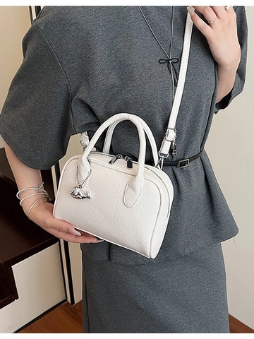 Sac à Épaule en Cuir PU Minimaliste Motif Litchi pour Femmes Sac Bandoulière avec Pendentif Baleine en Métal Sac Cabas avec Fermeture Éclair