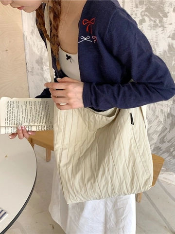 Niche Design Large Capacity Pleated Tote Bag For Women Versatile Commuter Canvas Shoulder Crossbody Bag Casual Handbag