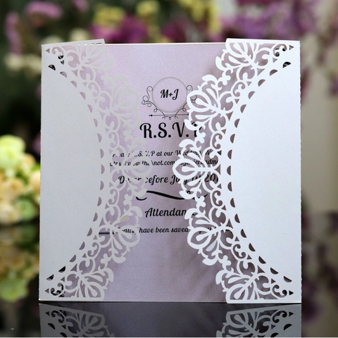 Elegante Laser Gesneden Bruiloft Uitnodigingskaarten Wit Parelmoerpapier Met Satijnen Lint Strik RSVP Uitnodigingskaart Voor Feesten