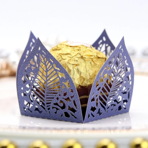 Laser Cut Leaf Hollow Out Chocolate Wrapper Pearl Paper Candy Box Wedding Party Decoration Dessert Truffle Holder Liners